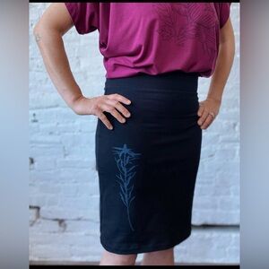 Smoking Lily Little Black Skirt - size Large